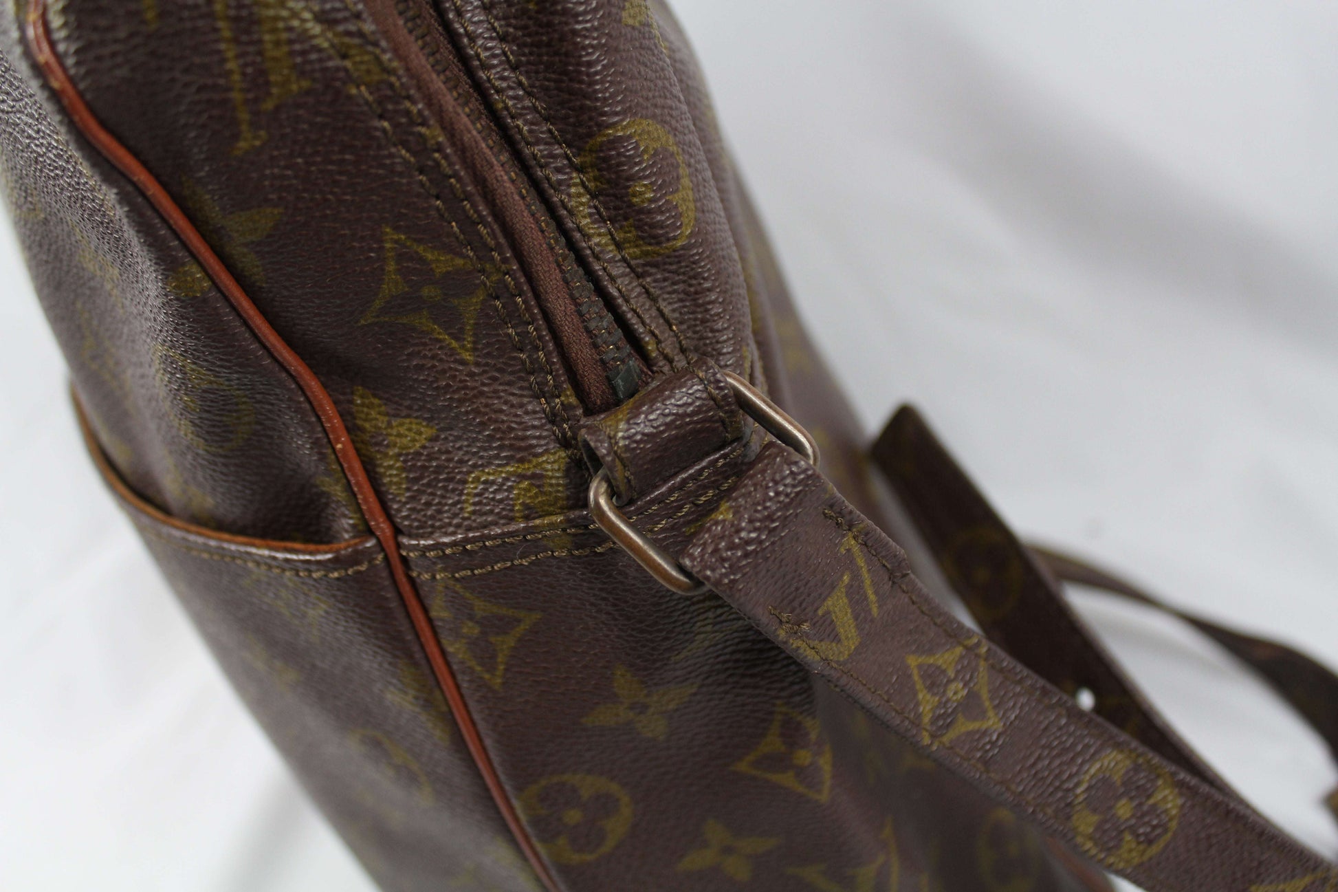 Louis Vuitton Monogram Canvas Marceau Gm MessengerBagLAYZSSHOP