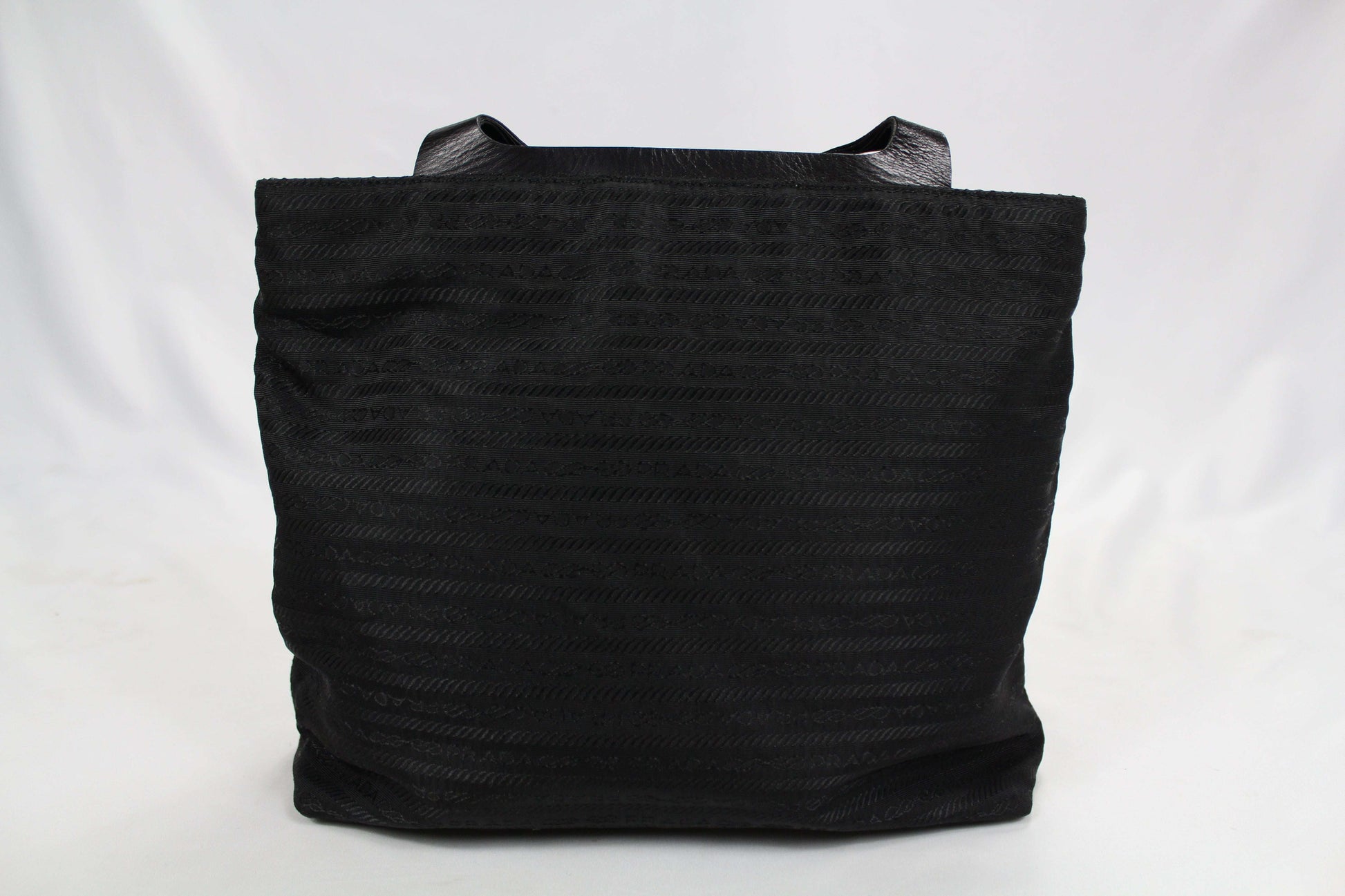 Prada Shopper Inside-Out black tote bag with handles, size 31x25x10cm.