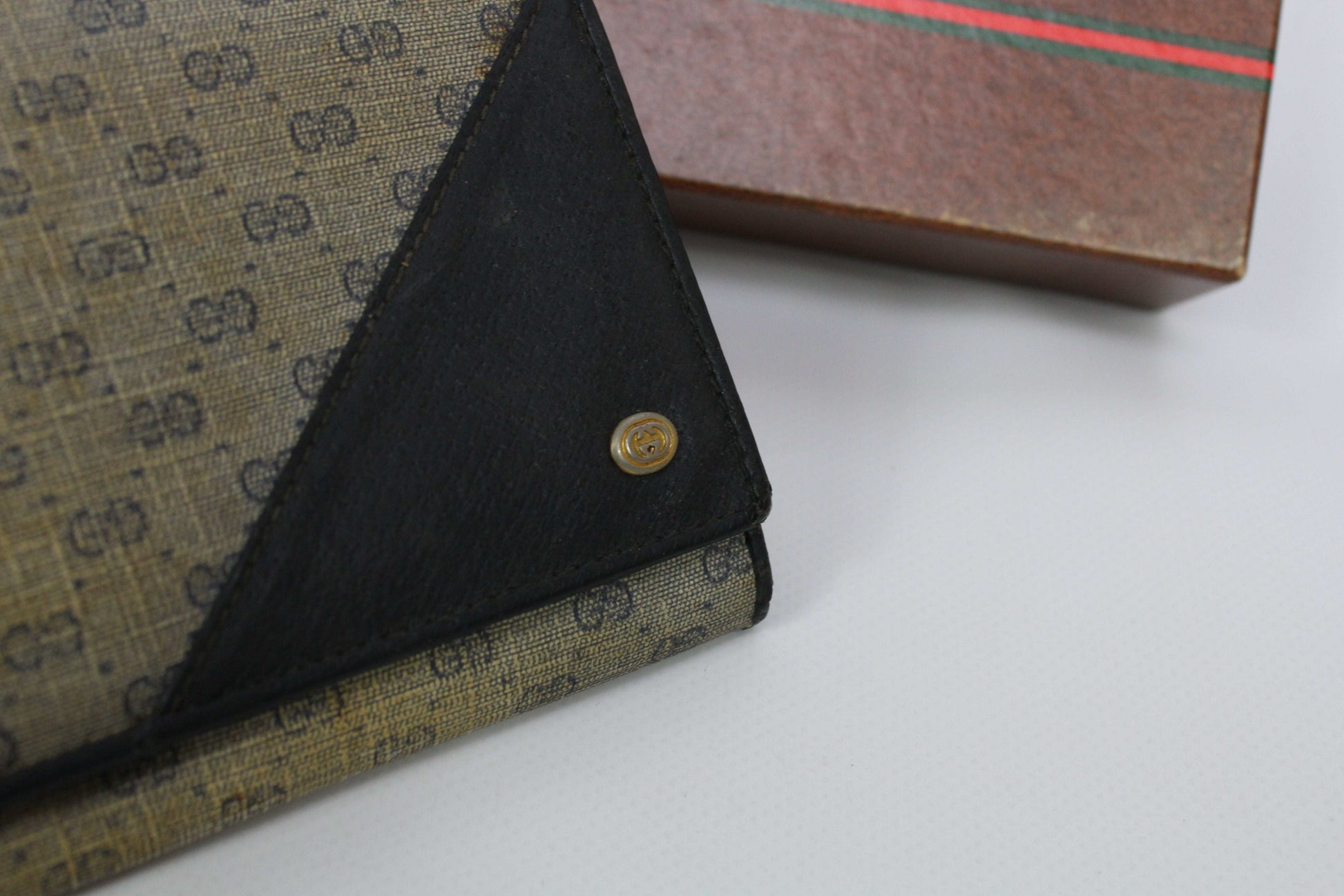 Beige and brown GUCCI Long Wallet with canvas and leather details, visible wear and small canvas cracks, includes box.