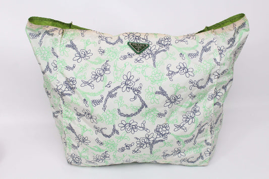 PRADA Shopper Green/White with floral design, nylon material, condition 7/10.