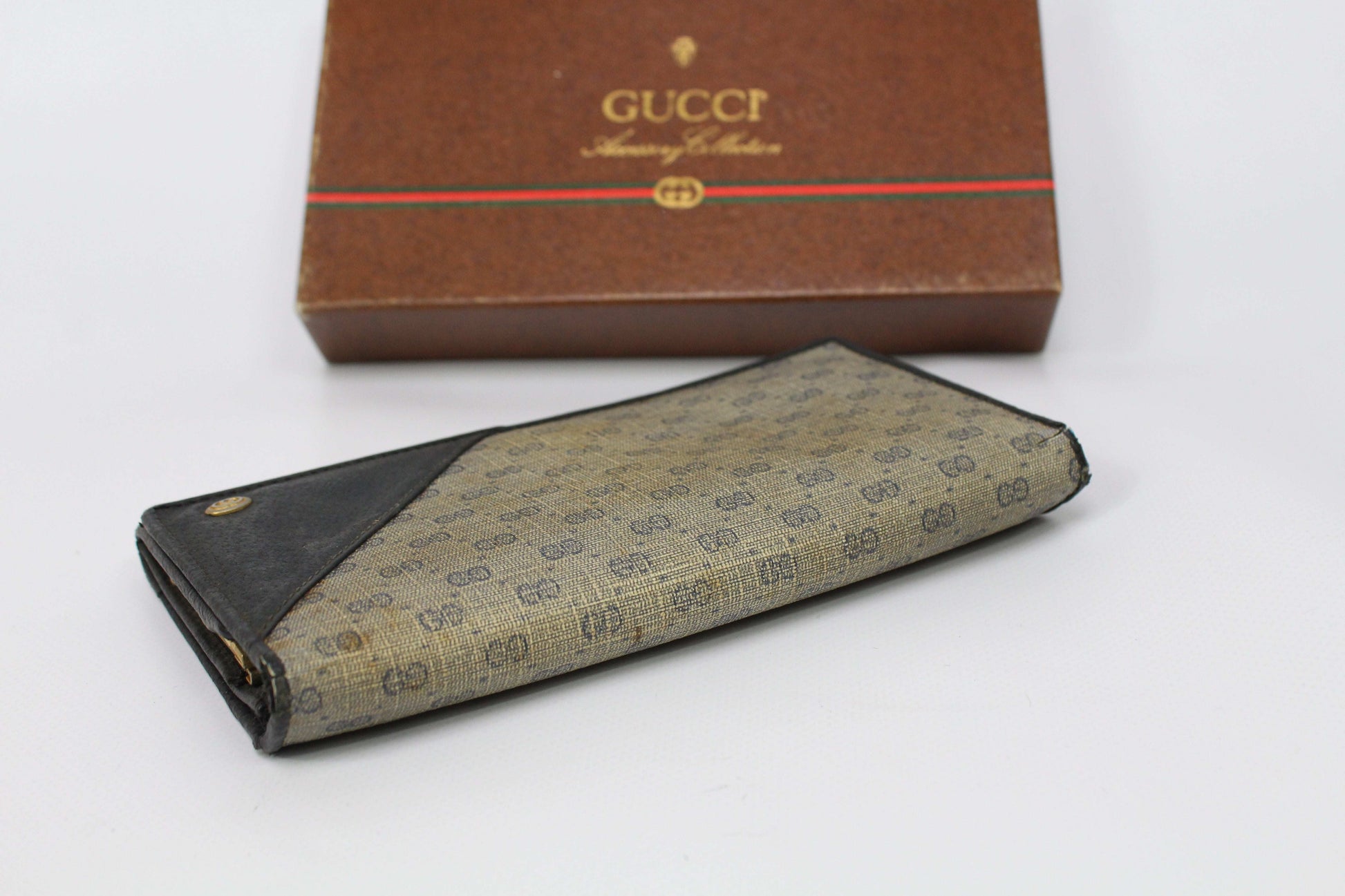 GUCCI long wallet, beige and brown canvas, size 20x10cm, includes box.