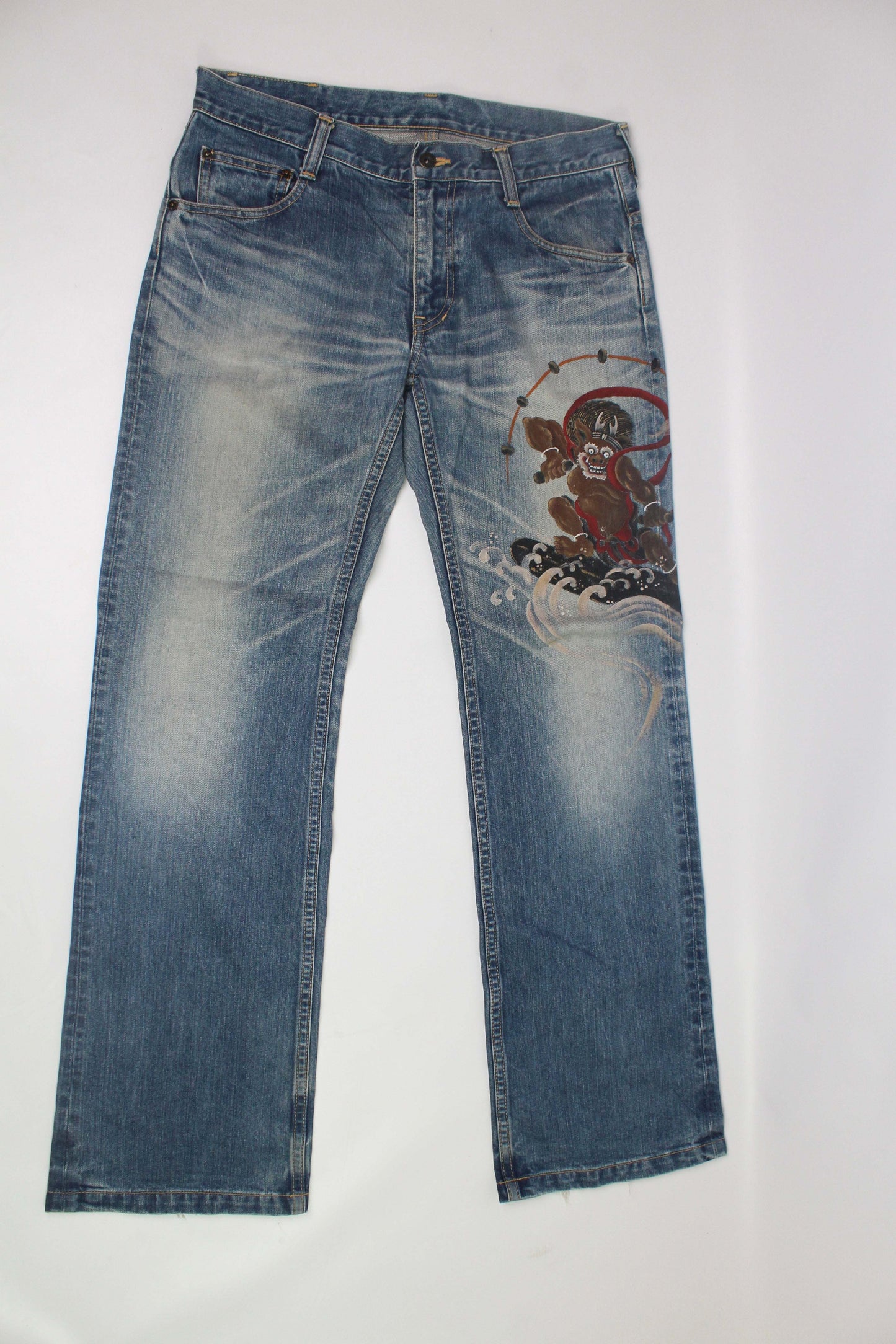 Japanese denim jeans with handpainted design, size 36, blue color, 100% cotton, condition 8/10.