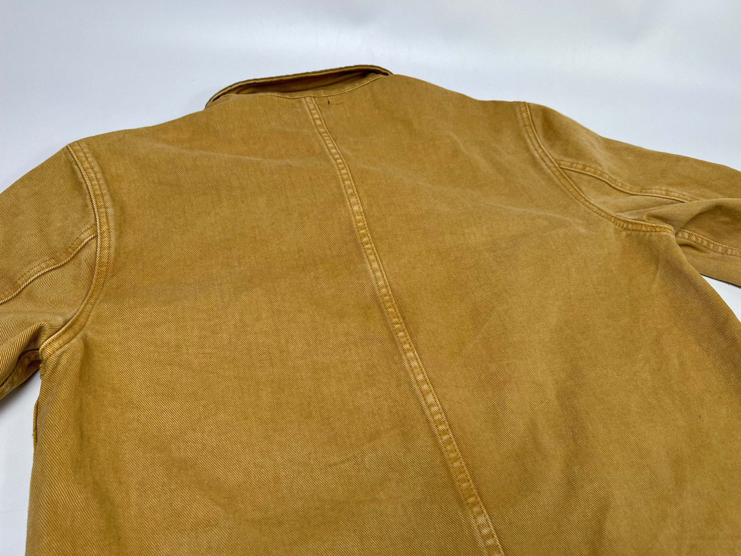 STÜSSY Cordshirt Brown in brown and beige cotton, back view, 8/10 condition, visible flaws.