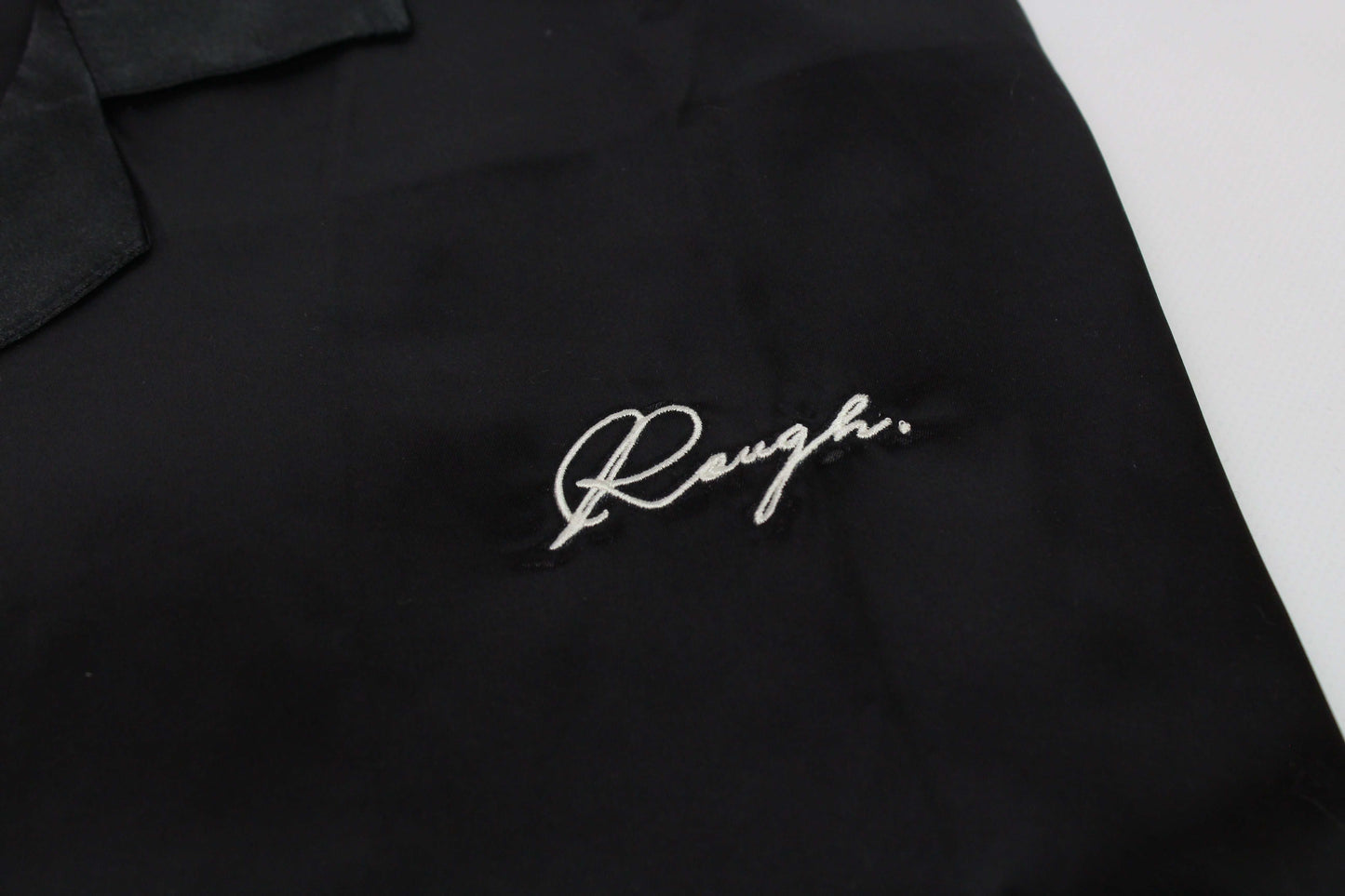 ROUGH Satin Shirt Black - T-shirt