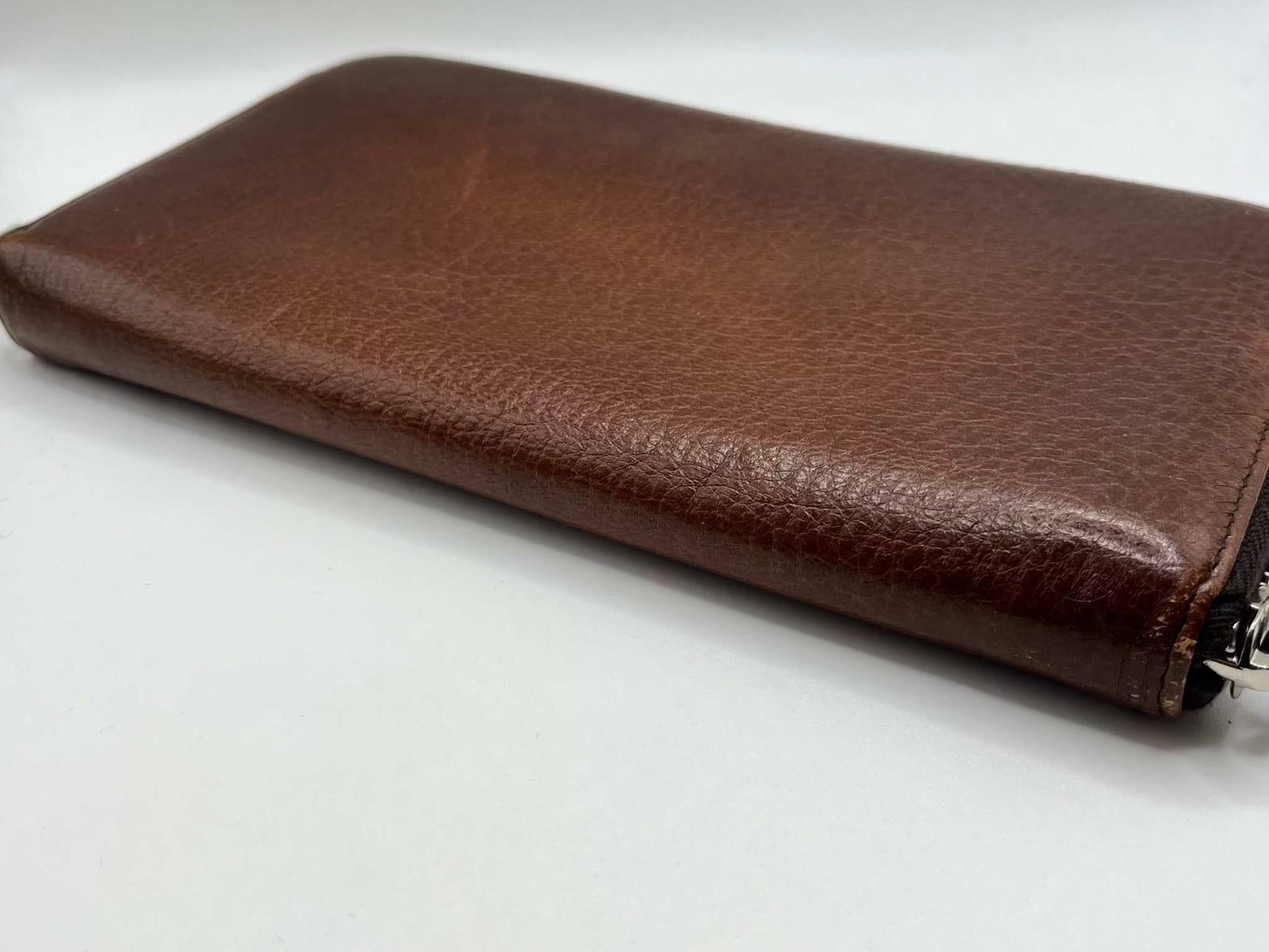 PRADA brown leather longwallet, 20x10cm, condition 8/10.